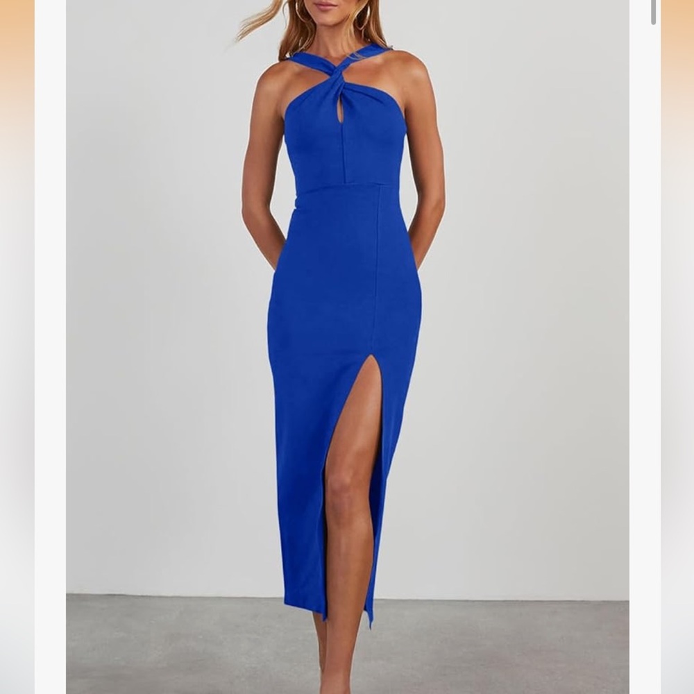 Sleeveless split keyhole cocktail dress